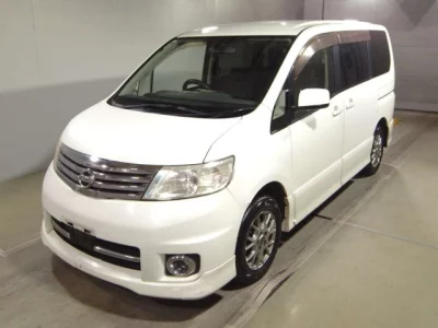 Nissan SERENA  с аукциона в Японии