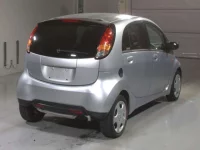 Mitsubishi I лот № 4038 оценка 3.5  с аукциона в Японии 1