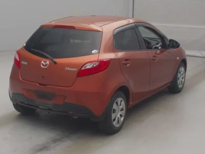 Mazda DEMIO