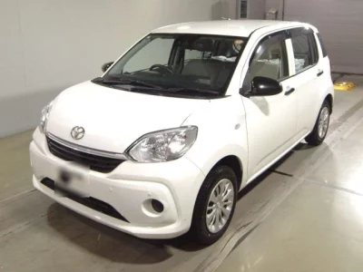 Toyota PASSO  с аукциона в Японии