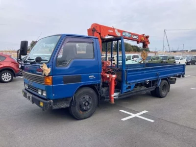 Mazda TITAN  с аукциона в Японии