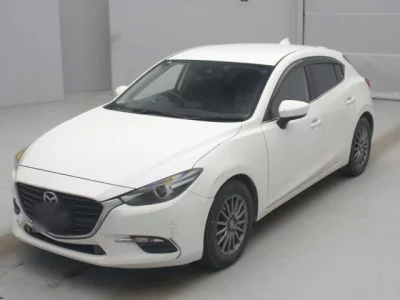 Mazda AXELA  с аукциона в Японии