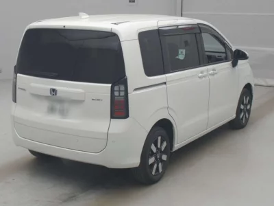 Honda FREED  с аукциона в Японии