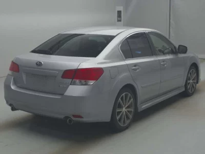 Subaru LEGACY B4