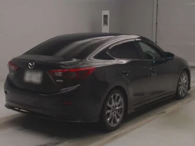 Mazda AXELA  с аукциона в Японии