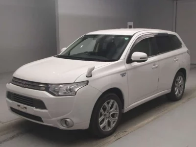 Mitsubishi OUTLANDER PHEV