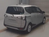 Toyota SIENTA лот № 5092 оценка R  с аукциона в Японии 1