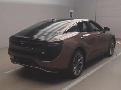 Toyota CROWN CROSSOVER