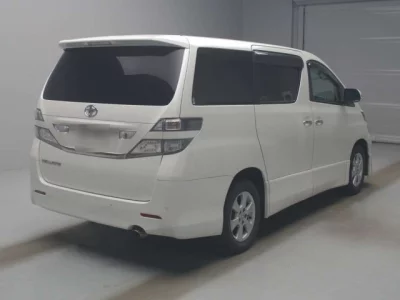 Toyota VELLFIRE  с аукциона в Японии