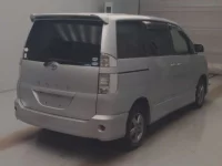 Toyota VOXY лот № 5067 оценка 3.5  с аукциона в Японии 1