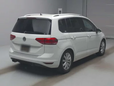Volkswagen GOLF TOURAN