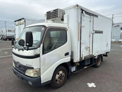 Hino DUTRO  с аукциона в Японии