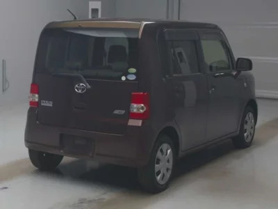 Toyota PIXIS SPACE