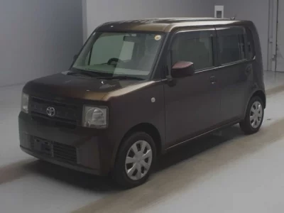 Toyota PIXIS SPACE