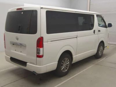 Toyota REGIUS ACE VAN