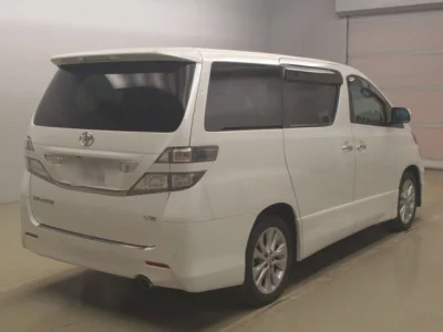 Toyota VELLFIRE  с аукциона в Японии