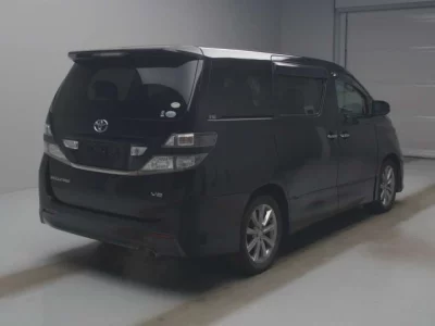 Toyota VELLFIRE  с аукциона в Японии