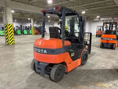 Toyota FORKLIFT