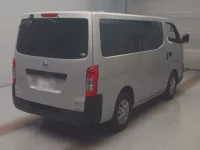 Nissan CARAVAN VAN лот № 62016 оценка 3  с аукциона в Японии 1