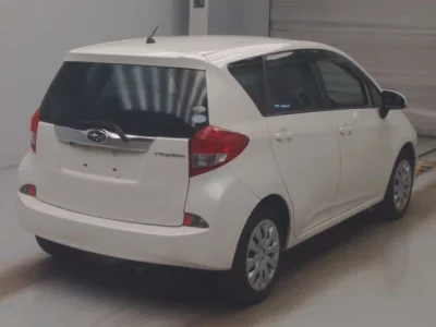 Subaru TREZIA