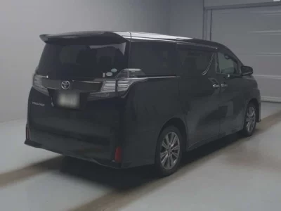 Toyota VELLFIRE  с аукциона в Японии