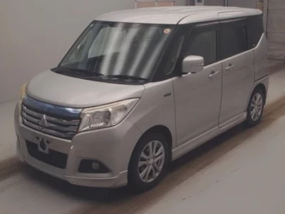 Mitsubishi DELICA D2