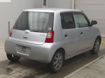 Daihatsu Esse