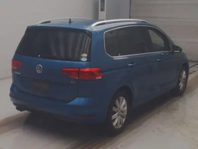 Volkswagen GOLF TOURAN