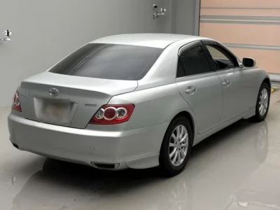 Toyota MARK X  с аукциона в Японии