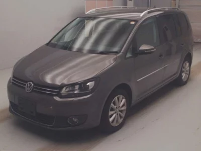 Volkswagen GOLF TOURAN