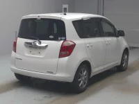 Toyota RACTIS лот № 24093 оценка R  с аукциона в Японии 1