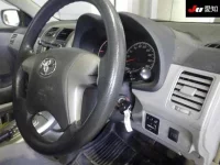 Toyota COROLLA AXIO лот № 30252 оценка 3.5  с аукциона в Японии 4