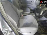 Toyota COROLLA AXIO лот № 30252 оценка 3.5  с аукциона в Японии 5