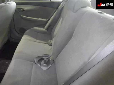 Toyota COROLLA AXIO  с аукциона в Японии