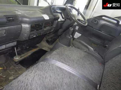 Isuzu TRUCK  с аукциона в Японии