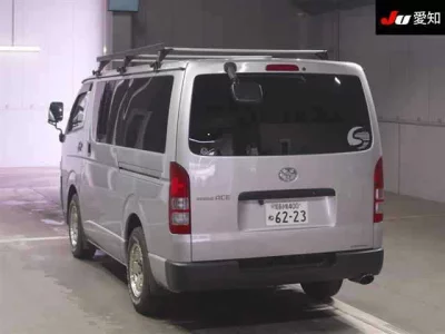 Toyota REGIUS ACE VAN