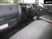 Toyota DYNA лот № 7031 оценка 3.5  с аукциона в Японии 2