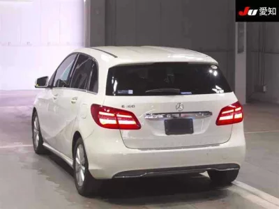 Mercedes-Benz B CLASS