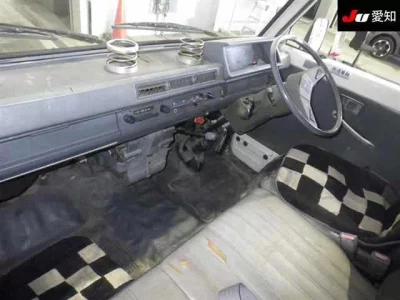 Mitsubishi DELICA TRUCK