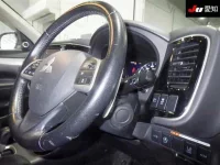 Mitsubishi OUTLANDER лот № 6 оценка 3.5  с аукциона в Японии 4