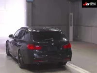 BMW 3-Series лот № 30463 оценка 3.5  с аукциона в Японии 1