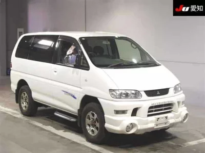 Mitsubishi DELICA