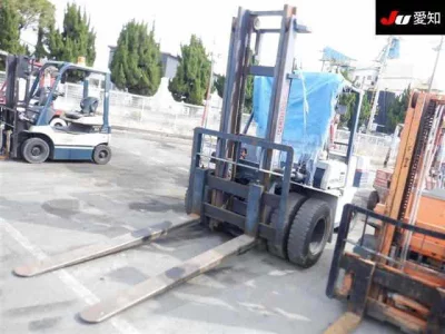 KOMATSU FORKLIFT