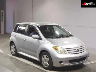 Toyota IST
