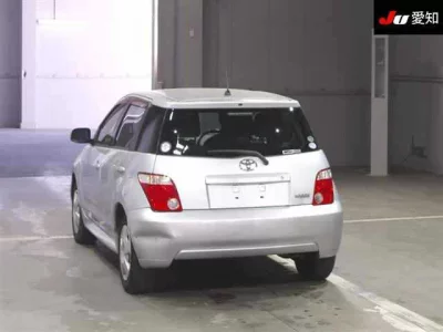 Toyota IST