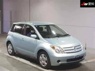 Toyota IST