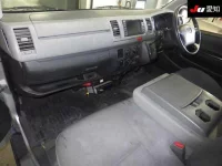 Toyota HIACE VAN лот № 20024 оценка R  с аукциона в Японии 2