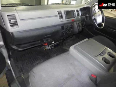 Toyota HIACE VAN  с аукциона в Японии