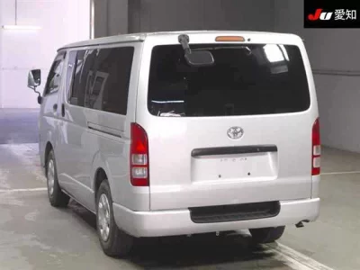 Toyota HIACE VAN  с аукциона в Японии