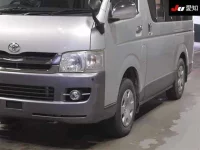 Toyota HIACE VAN лот № 20025 оценка R  с аукциона в Японии 6